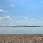 Vaeaeksy Rivitalo 62 M2 Huoneisto *