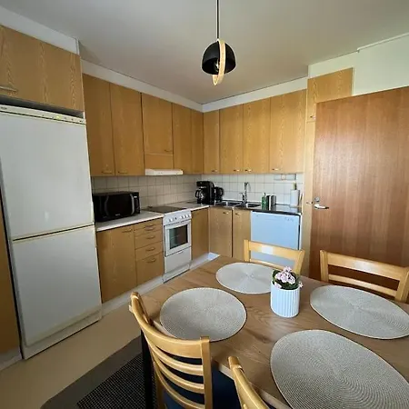 Appartement Vaeaeksy Rivitalo 62 M2 *