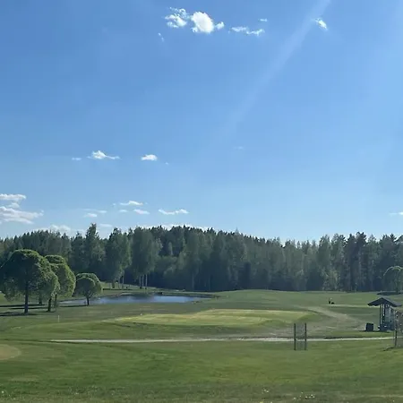 아파트 Vaeaeksy Rivitalo 62 M2