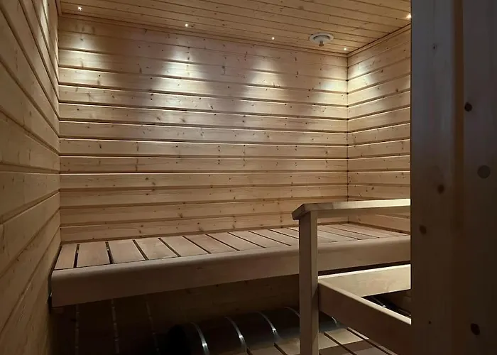 Vaeaeksy Rivitalo 62 M2 Apartamento